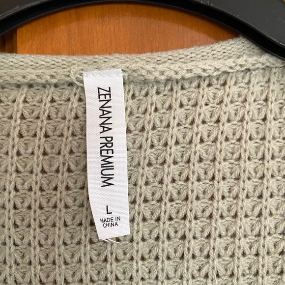Women’s Zenana Premium Cardigan Sweater Size Large - Picture 3 of 3